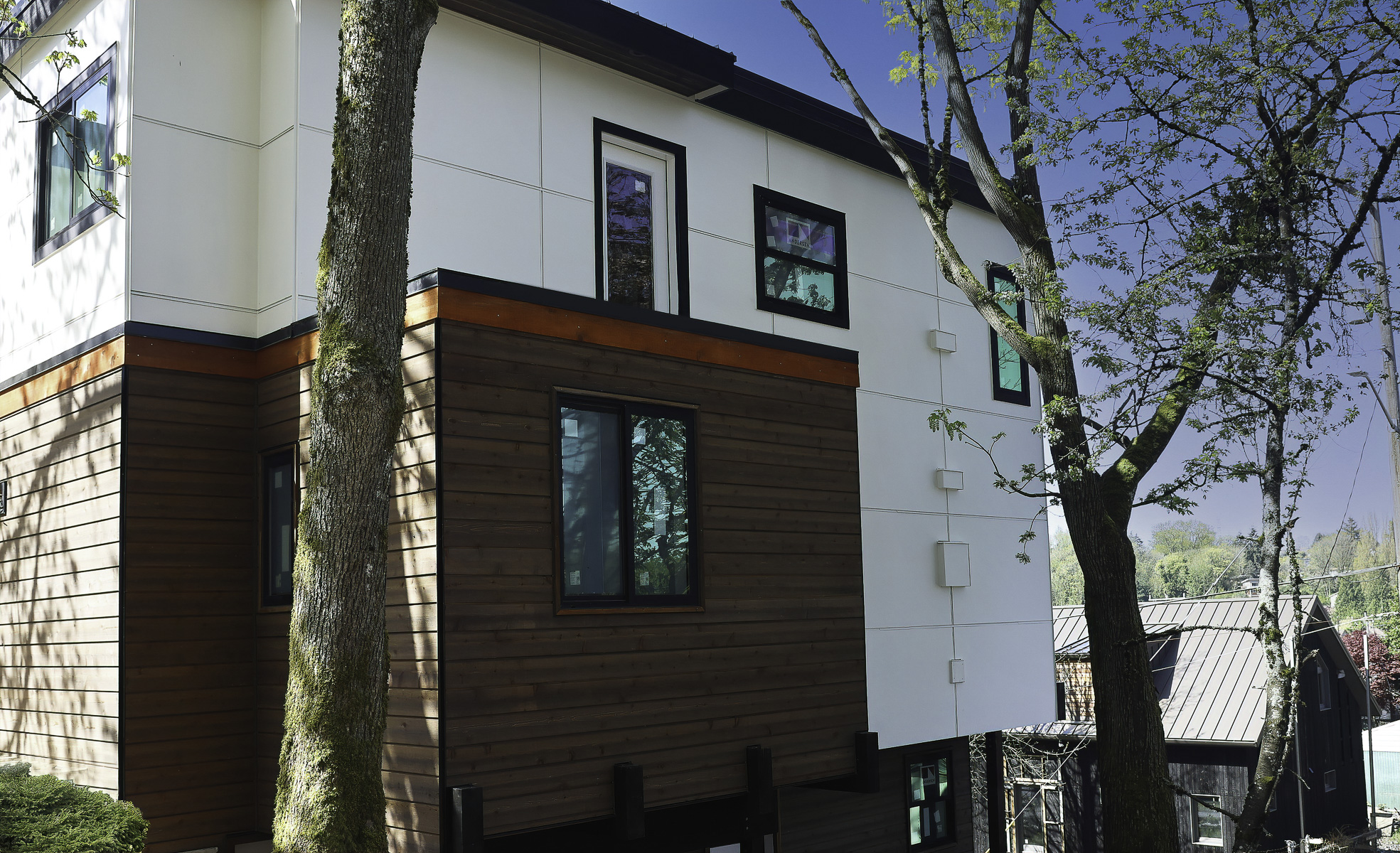 Modern Seattle siding style with clean exterior details by Breeze Siding